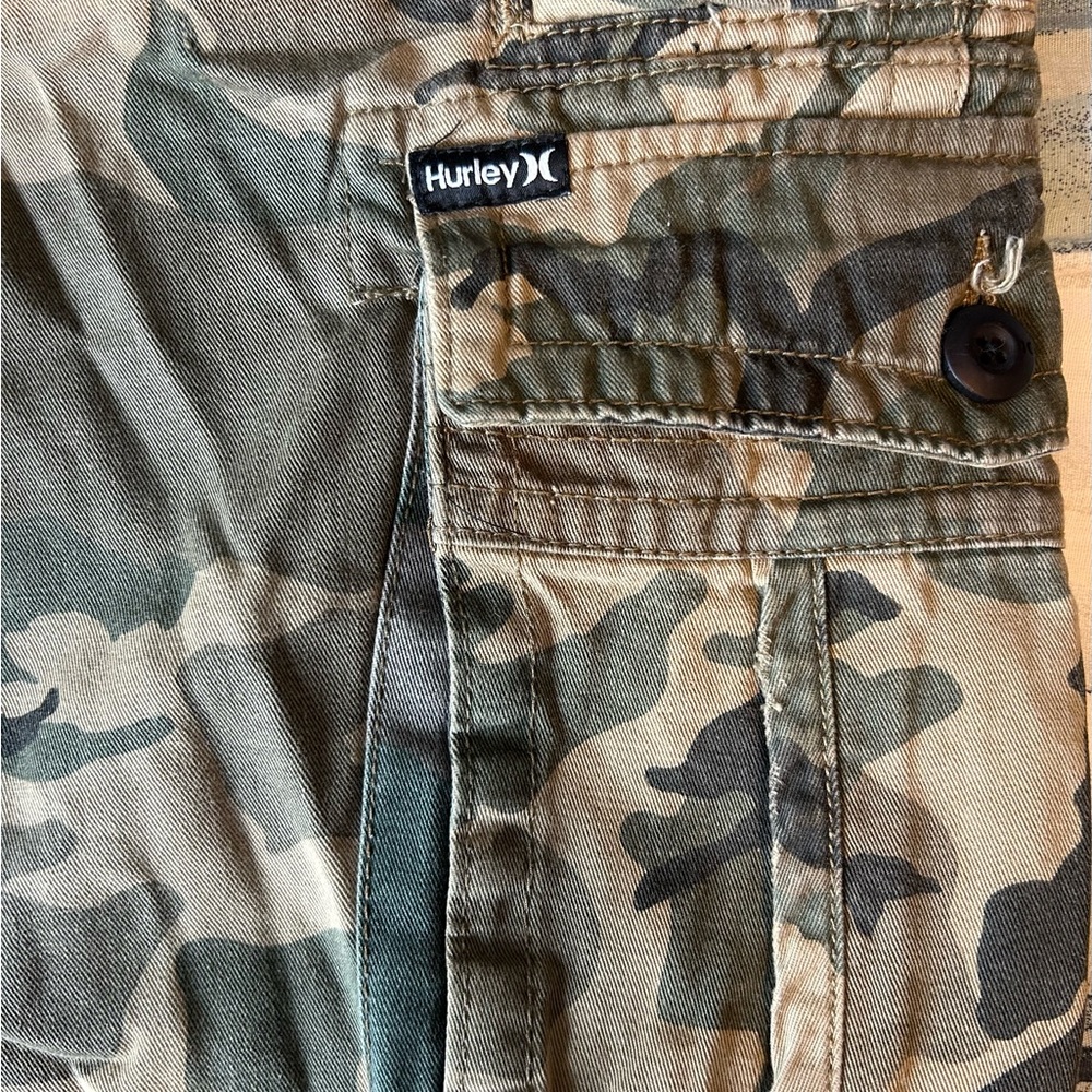 Hurley Men's Camouflage Cargo Shorts - Picture 2 of 4